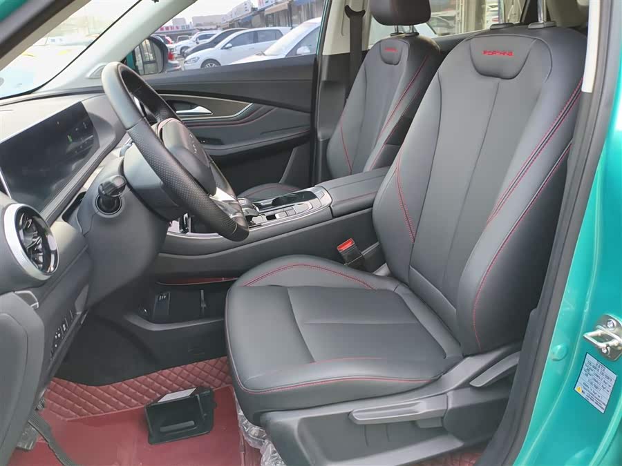 Forthing T5 EVO 2022 car image #16