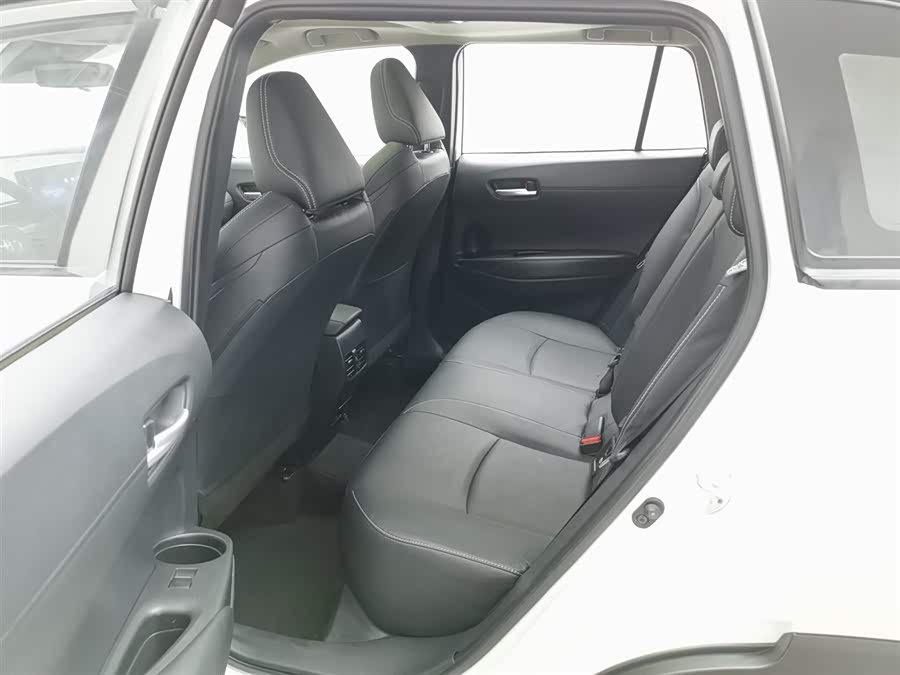 Toyota Frontlander 2023 car image #16