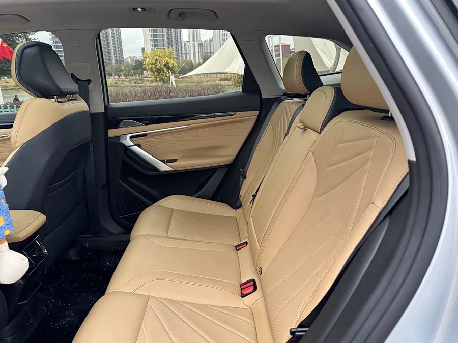 GEELY Boyue L 2022 car image #16