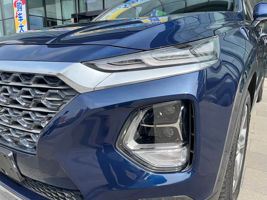 Hyundai Santa Fe 2019 #16 Hyundai Santa Fe 2019 car image #16