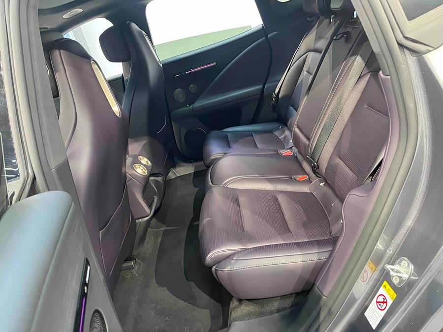 Avatr 07 2024 صورة سيارة #16