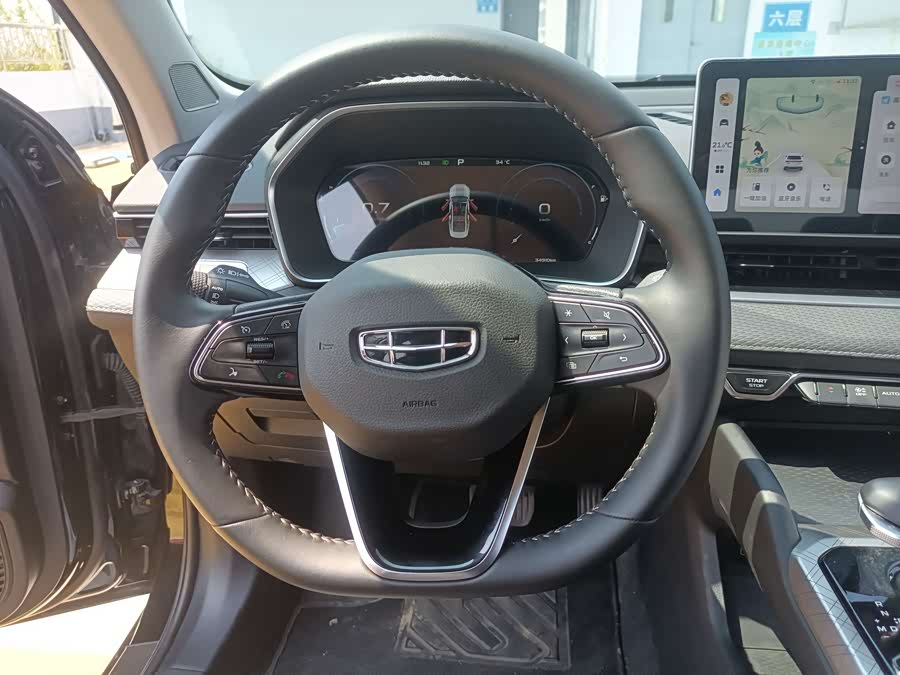 GEELY Preface 2022 car image #16