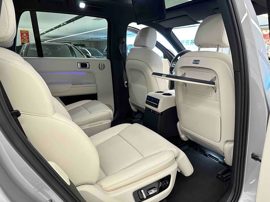 Li L9 2023 #16 Li L9 2023 car image #16