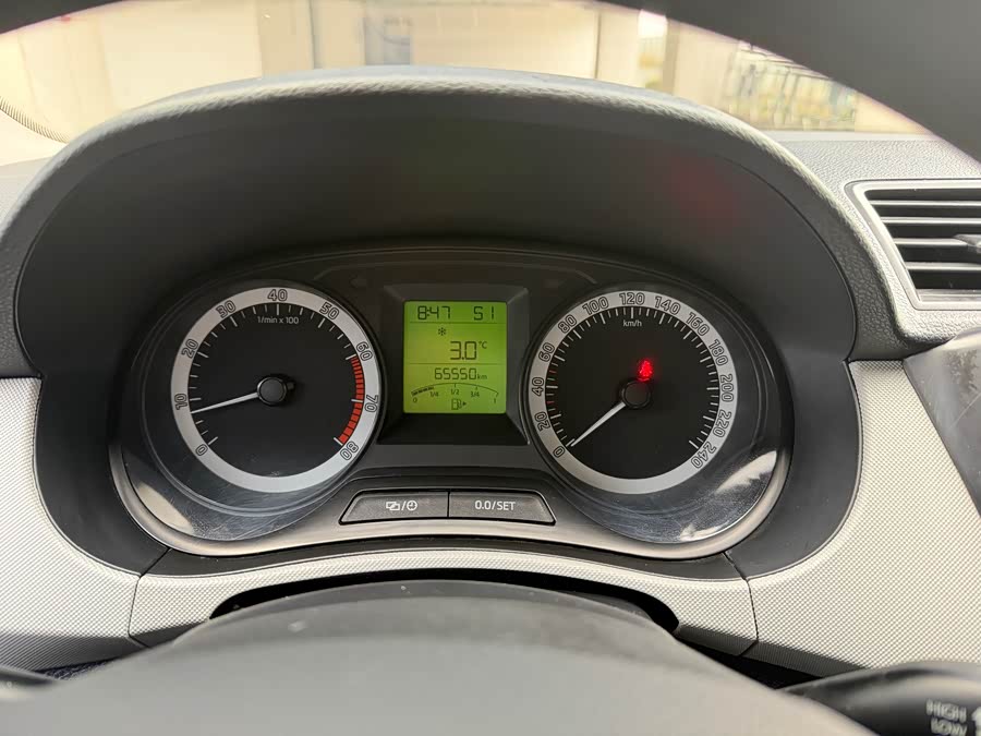 Skoda Fabia 2018 صورة سيارة #16