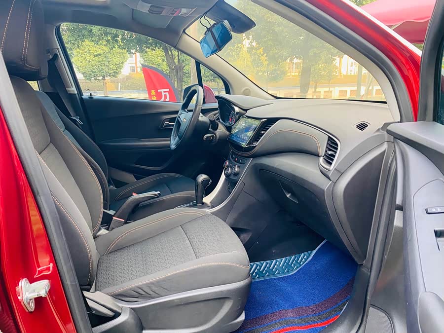 Chevrolet Tracker 2017 car image #16