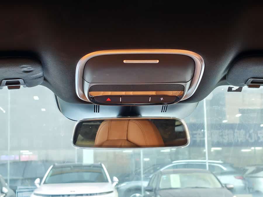 小鹏 小鹏G9 2022 汽车图片 #16