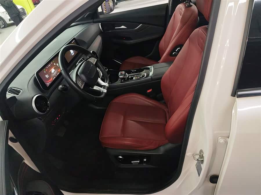 Forthing T5 EVO 2023 #16 Forthing T5 EVO 2023 car image #16