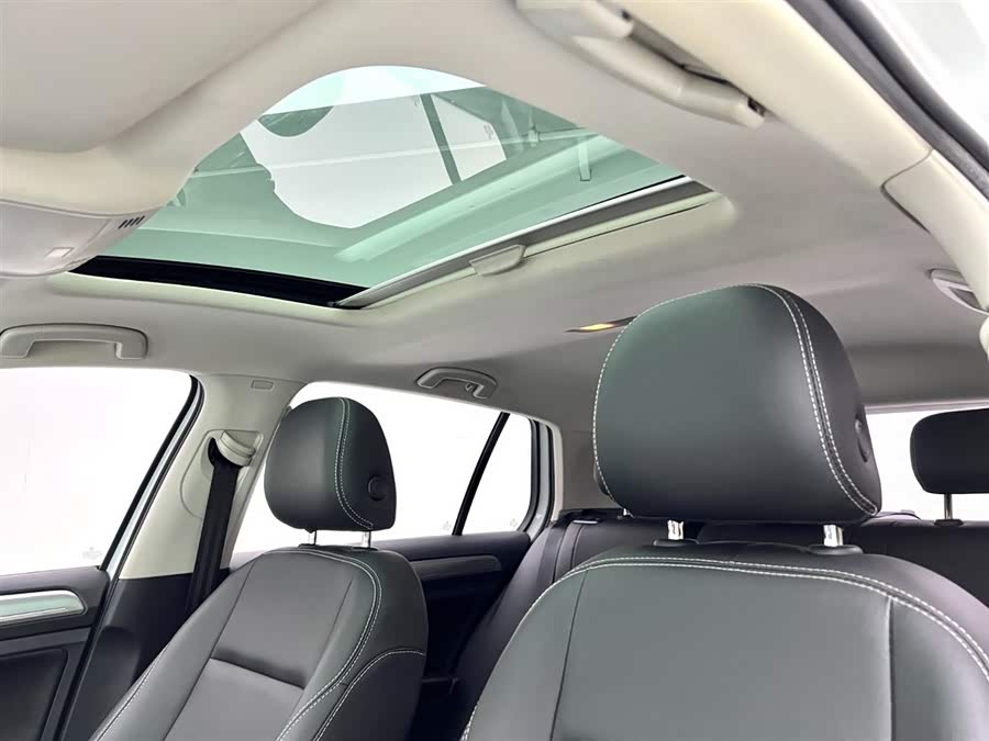 Volkswagen Golf 2020 imagem de carro #16