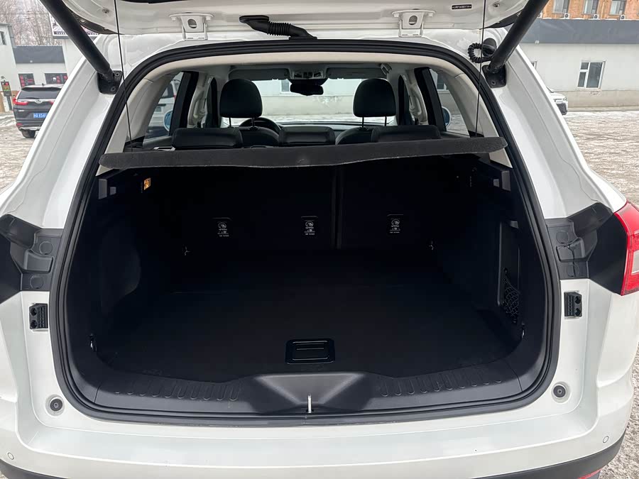 Haval H7 2017 car image #16