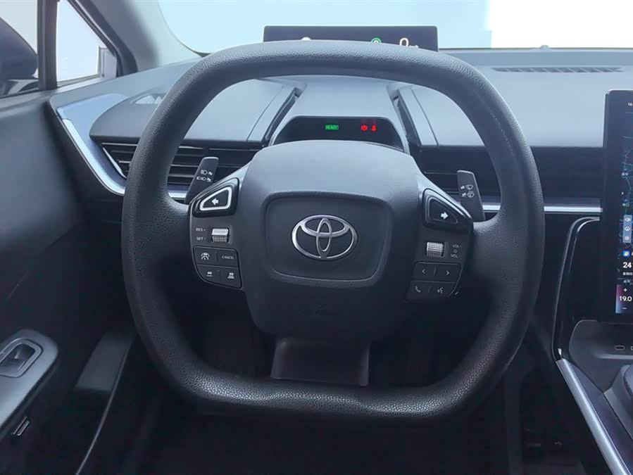 Toyota bZ3 2023 #16 Toyota bZ3 2023 immagine di auto #16