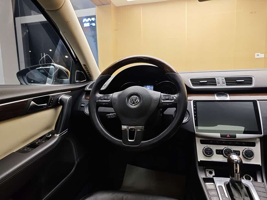 Volkswagen Magotan 2013 immagine di auto #16