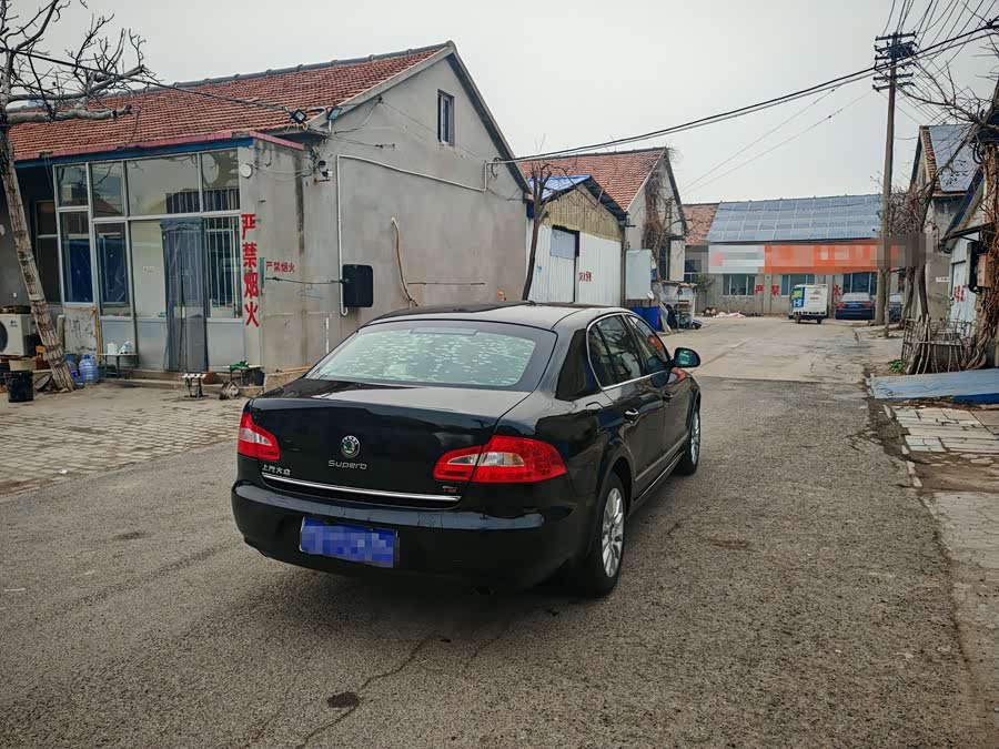 Skoda Superb 2012 صورة سيارة #16