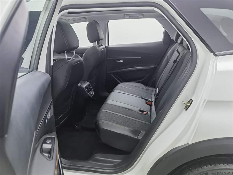 Peugeot 4008 2018 #16 Peugeot 4008 2018 car image #16