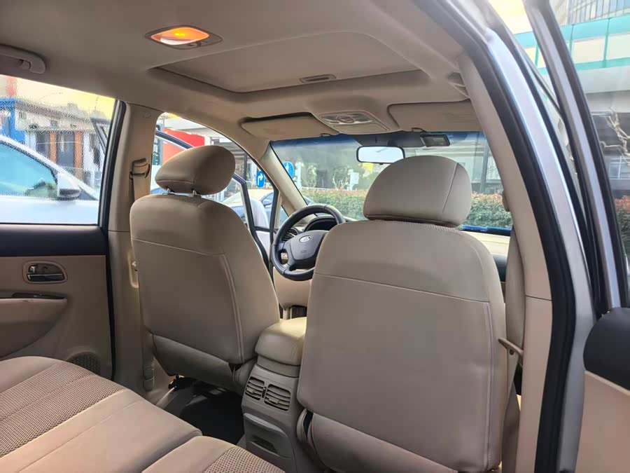 起亚 佳乐 2011 汽车图片 #16