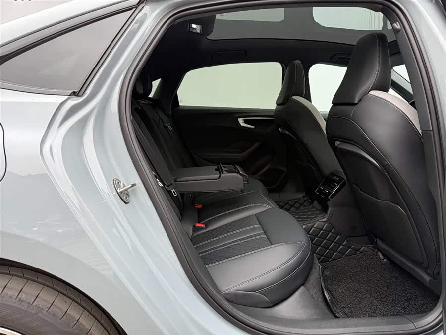 Audi FAW Audi A5L 2025 car image #16