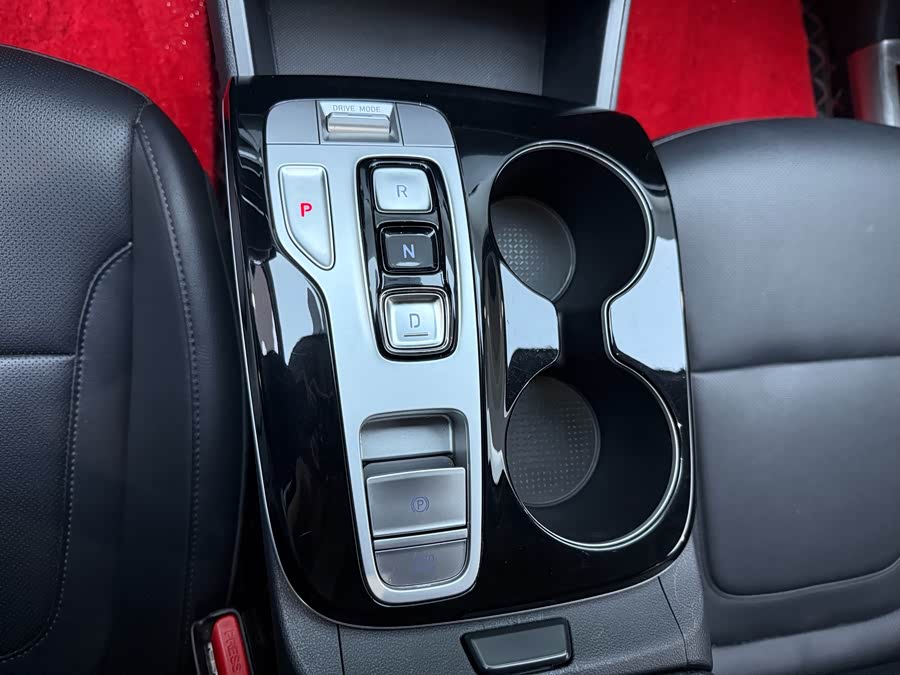 Hyundai Tucson 2022 car image #16