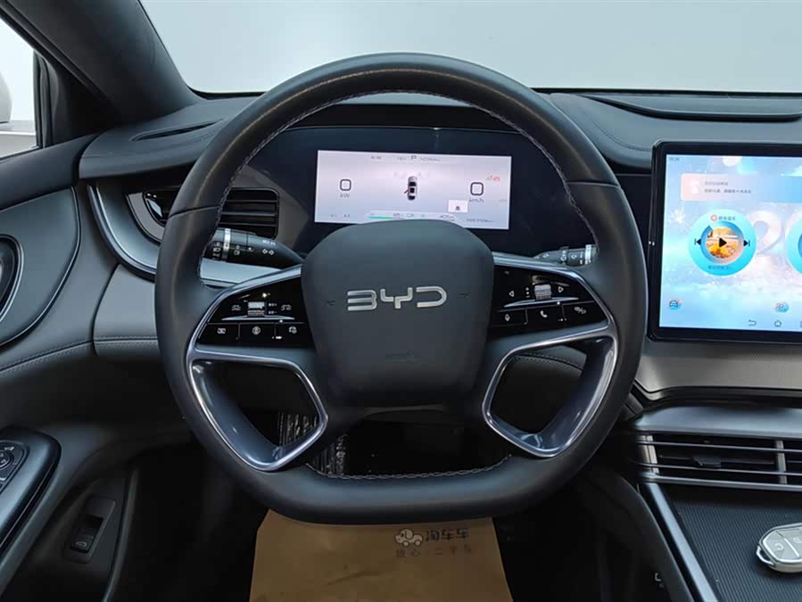 BYD Seal 07 DM-i 2025 immagine di auto #16