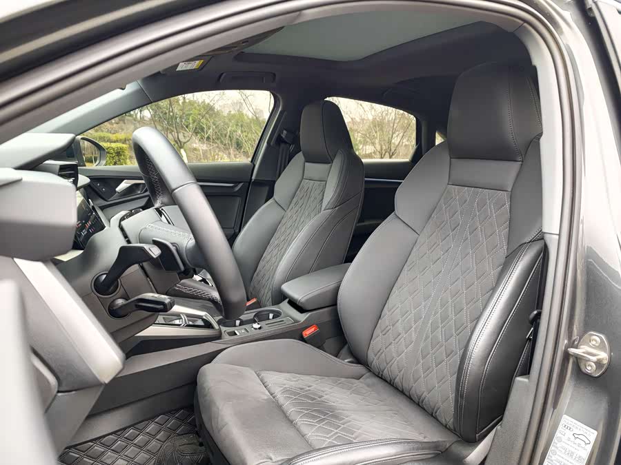 Audi A3 2024 car image #16