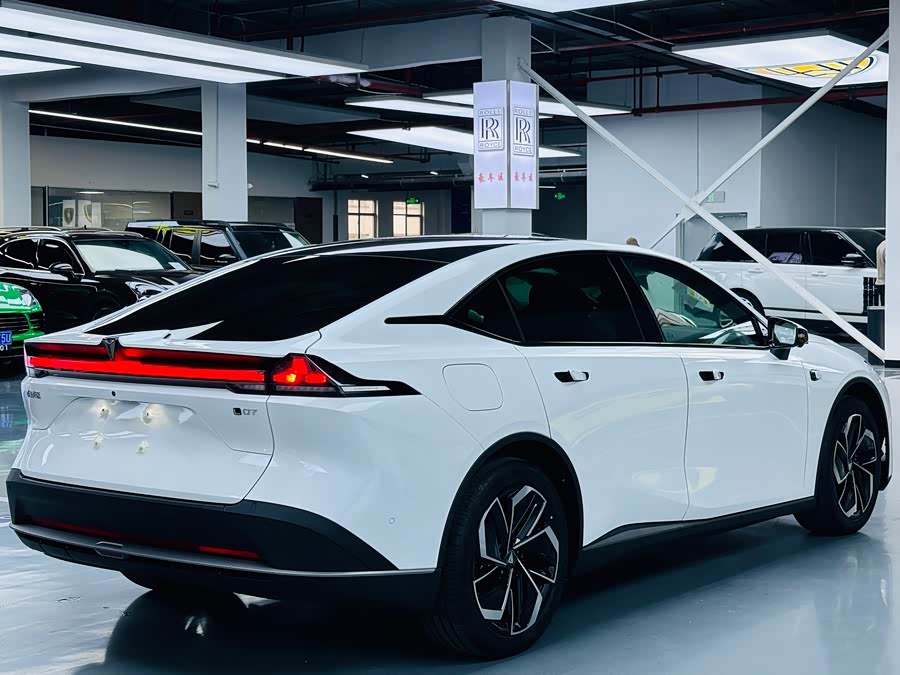 Deepal L07 2025 image de voiture #16