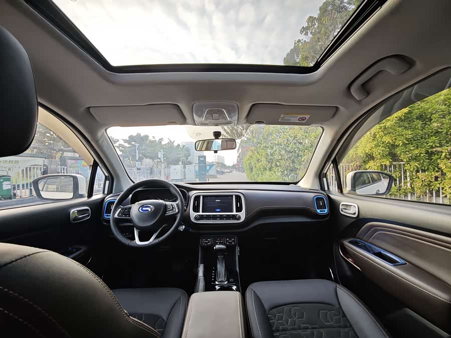GAC Trumpchi GS3 2019 #16 GAC Trumpchi GS3 2019 car image #16