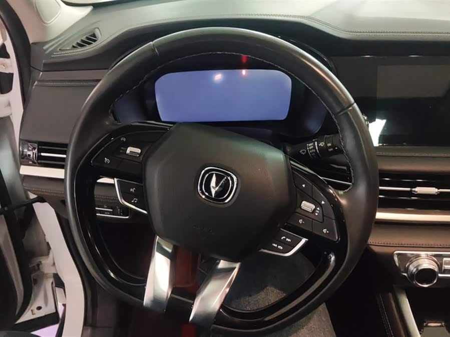 Changan CS95 2019 صورة سيارة #16