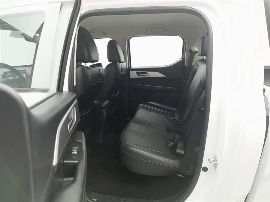 Great Wall Jingang Pao 2022 car image #16