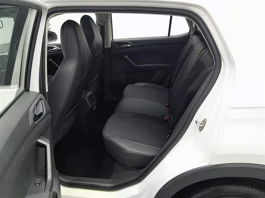 Volkswagen T-Cross 2021 car image #16