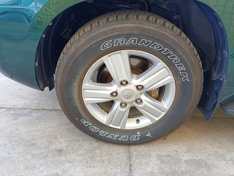 Toyota Land Cruiser 2013 immagine di auto #16