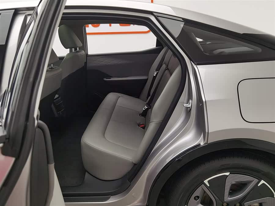 Toyota bZ3 2023 immagine di auto #16