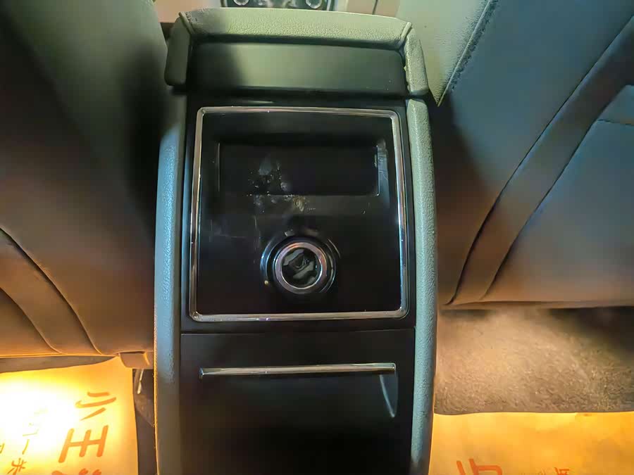 Skoda Superb 2010 car image #16