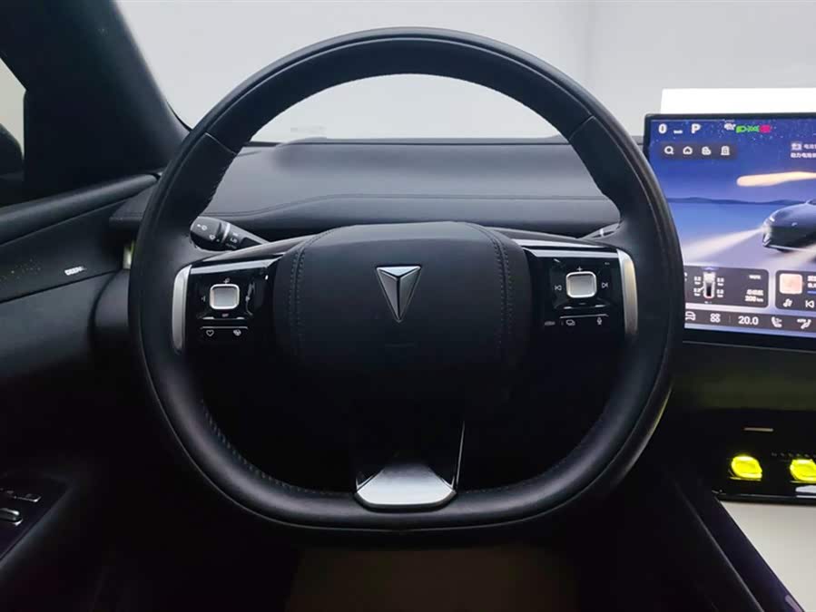 Deepal L07 2024 car image #16