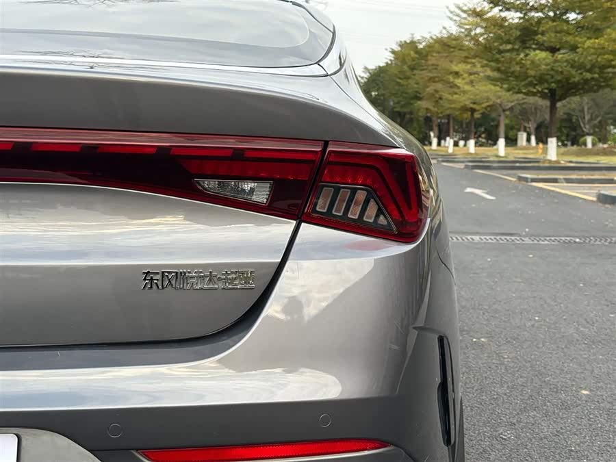 Kia K5 2021 صورة سيارة #16