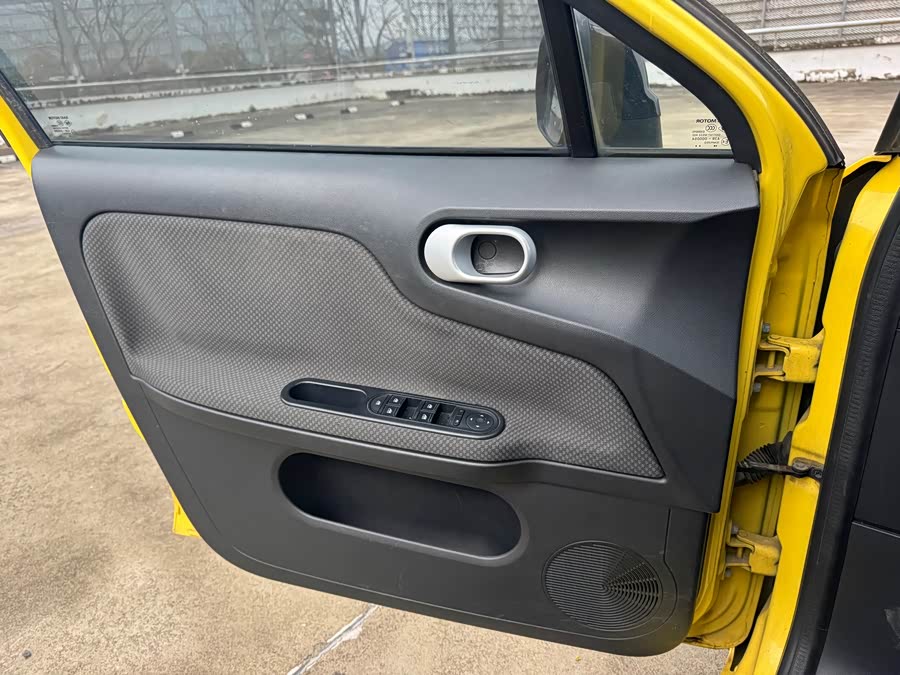 MG 3 2014 car image #16