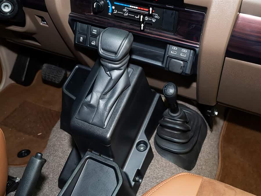 Toyota 2025 car image #16