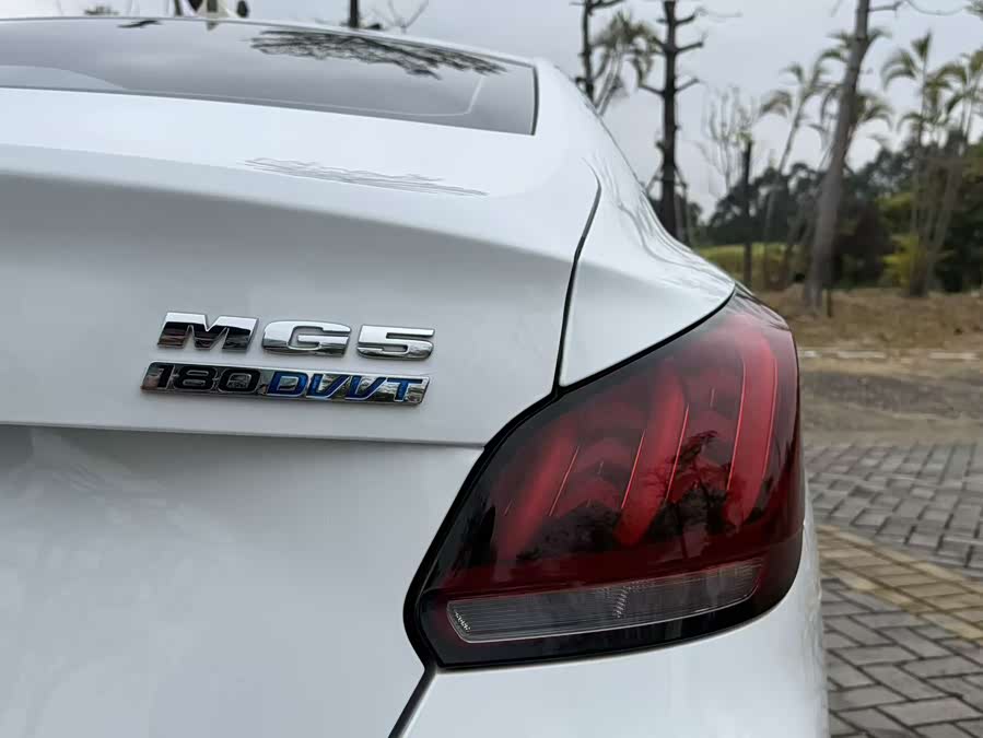 MG 5 2024 car image #16