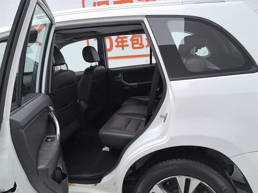 Chery Tiggo 3 2015 immagine di auto #16