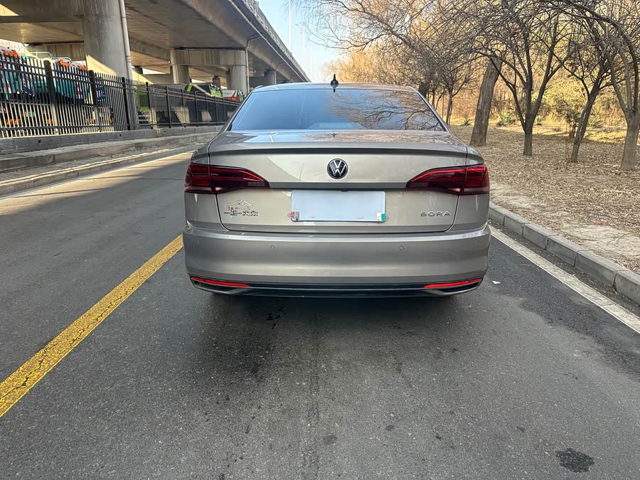 Volkswagen Bora 2020 car image #16