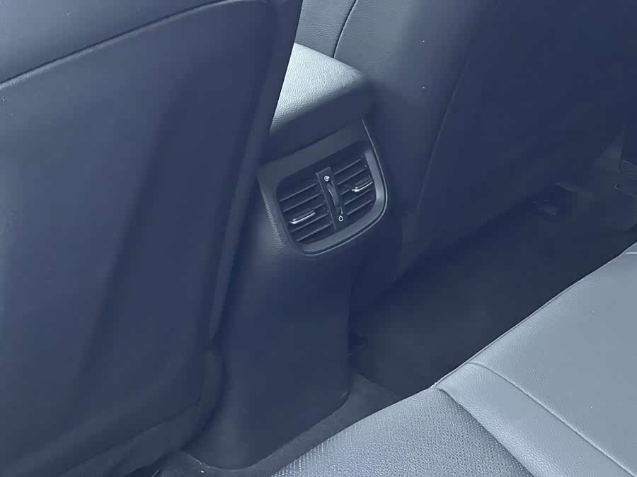 起亚 起亚K3 2022 汽车图片 #16