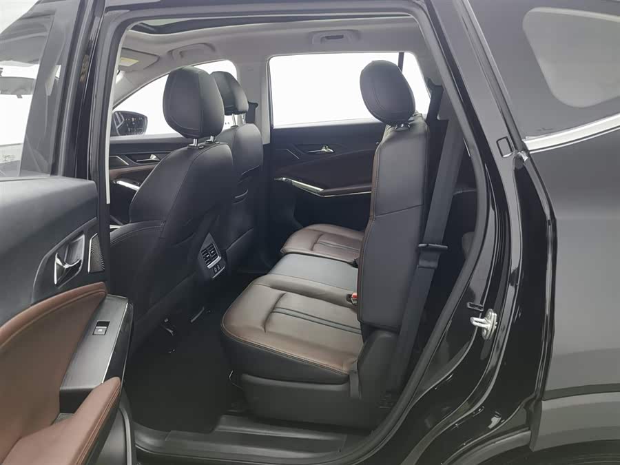 JAC X8 PLUS 2024 #16 JAC X8 PLUS 2024 car image #16