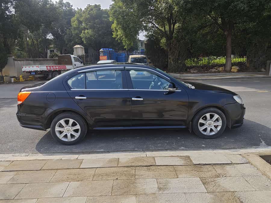 Volkswagen Lavida 2011 изображение автомобиля #16