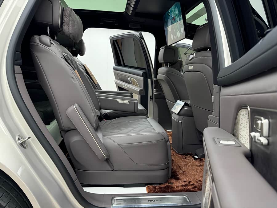 蔚来 蔚来ES8 2025 汽车图片 #16