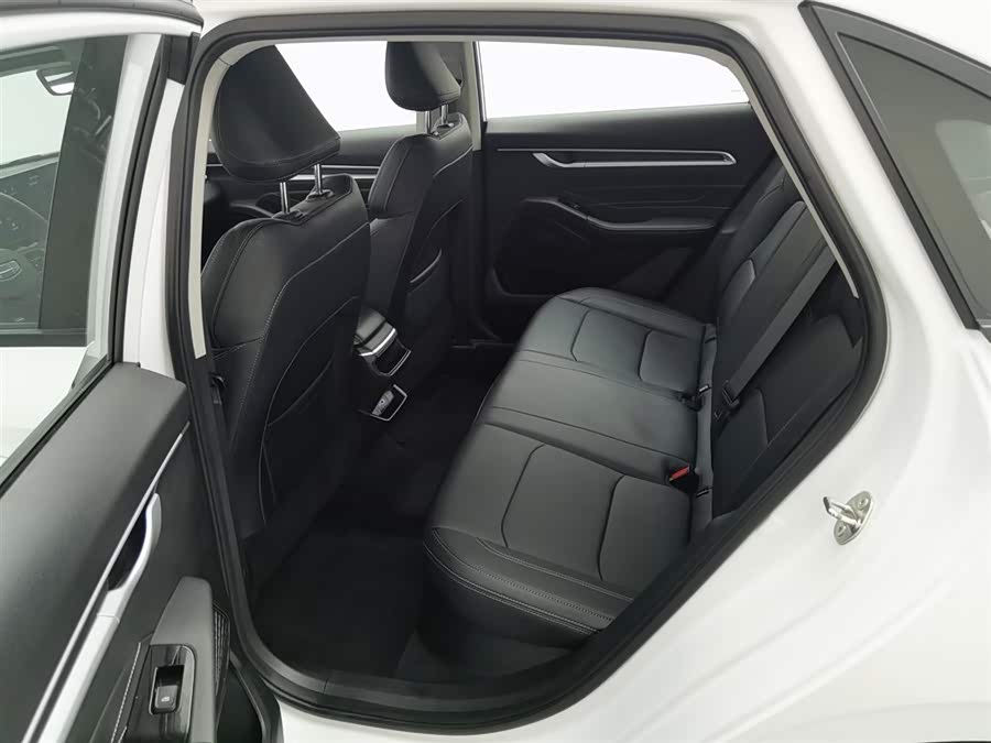GEELY Emgrand 2025 car image #16