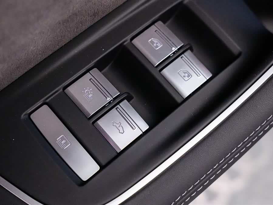 Audi A8 imagen de coche #16