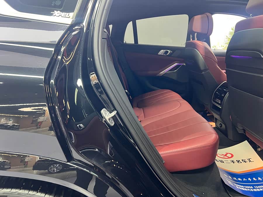 BMW X6 2021 car image #16