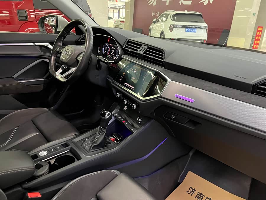 Audi Q3 Sportback 2020 изображение автомобиля #16