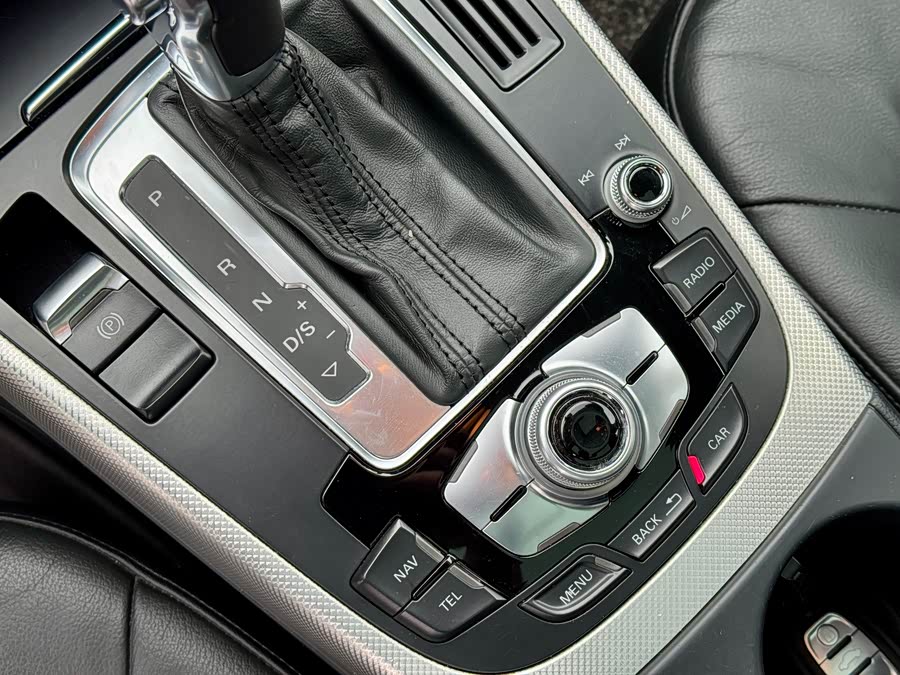 Audi A4 (Imported) 2016 صورة سيارة #16