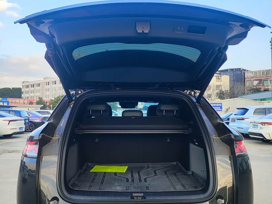 BYD SongL DM-i 2025 car image #16