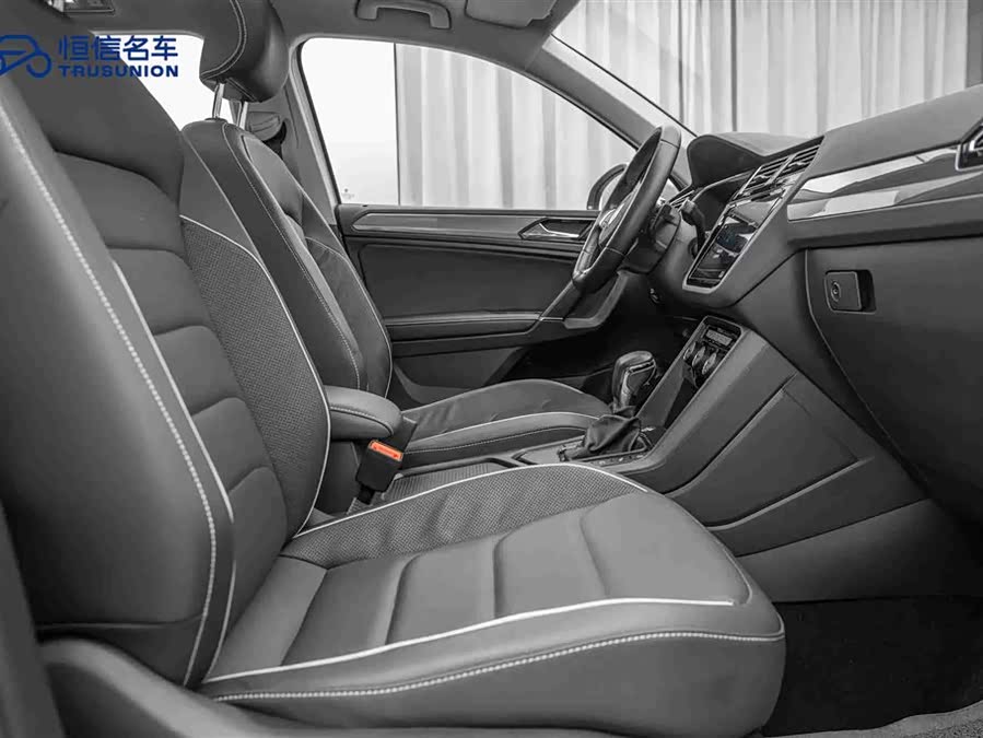 Volkswagen Tiguan L 2020 #16 Volkswagen Tiguan L 2020 car image #16