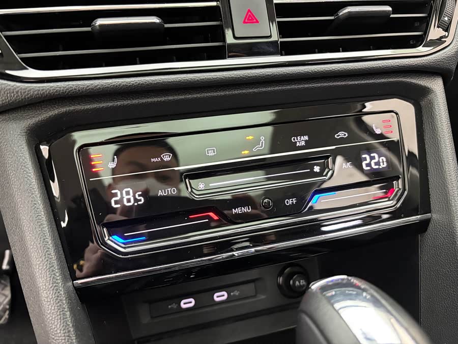 Volkswagen Tayron 2022 immagine di auto #16