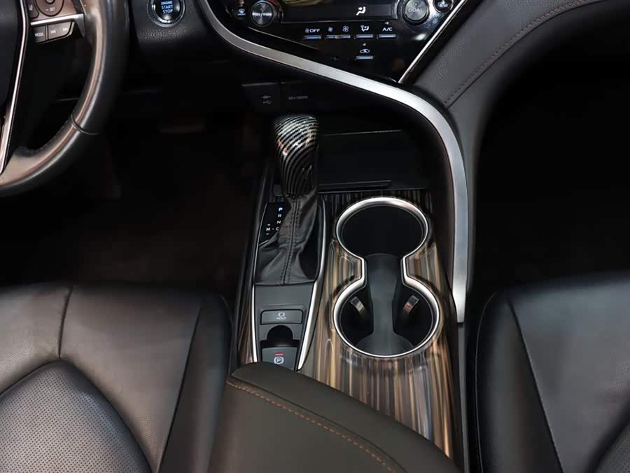 Toyota Camry 2021 #16 Toyota Camry 2021 car image #16